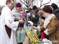 Святая вода. Празднование Крещения 2001 года в Киеве