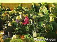 Работа представителей средств массовой информации во время доклада Генерального прокурора Украины М.Потебенько о ходе расследования криминального дела по факту исчезновения журналиста Георгия Гонгадзе