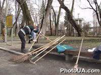Бригада по благоустройству Печерского района г. Киева