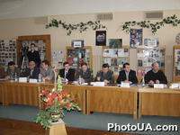 Участники брифинга "Новая НАТО и отношения Украины и НАТО. Перспективы сотрудничества и партнерства" в Институте международных отношений им. Т. Шевченко