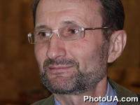 Участник международной научно-практической конференции "Перспективы развития журналистского образования на посттоталитарном пространстве" декан факультета коммуникационных систем и журналистики Кишиневского университета Михаил Гузун