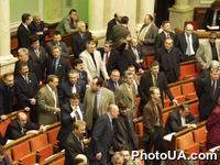Зал сессионных заседаний Верховного Совета Украины во время рассмотрения вопроса об ответветственности правительства В. Ющенко