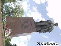 Памятник Тарасу Шевченко в Киеве