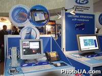 Экспозиция бизнес-форума Intel Business Solutions Forum, который проходит в Киеве 1-2 октября
