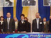 XVI съезд Социал-демократической партии Украины (объединенной)(Киев, Международный центр культуры и искусств, ул. Институтская,1). Председатель партии В.Медведчук, народний депутат Украины Г.Суркис, кандидат в нар.депутаты от СДПУ(О) Т.Прошкуратова
