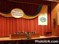 Межпартийный съезд Демократической партии Украины и партии "Демократический союз" (г. Киев, дом кино, ул. Саксаганского, 6). Президиум съезда