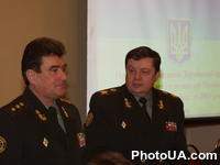 Министр обороны Украины Владимир Шкидченко, начальник Генерального штаба Вооруженных Сил Украины Петр Шуляк на встрече с руководителями диппредставительств иностранных государств акред-х в Украине