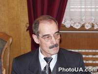 Глава Представительства Фонда Конрада Аденауэра в Украине Манфред Ломанн на заседании круглого стола "Открытость украинской власти: проблемы и перспективы". Организатор-Национальный институт стратегических исследований