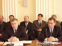 Премьер-министр Украины А.Кинах на заседании, посвященном подписанию Меморандума о согласовании действий между Кабинетом Министров Украины и профессиональными объединениями в агропромышленном комплексе на рынке зерна (Здание Правительства Украины)