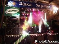 Народный артист Украины Василий Зинкевич на церемонии открытия "Аллеи звезд". "Аллея звезд" открыта в Киеве возле Международного центра культуры и исскуств по ул. Институтской.