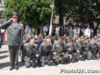 В Национальной академии обороны Украины прошли торжества посвященные выпуску генералов и офицеров, которые закончили обучение на факультете подготовки специалистов оперативно-стратегического уровня.