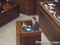 Верховная Рада Украины. Зал пленарных заседаний. На фото: выступление народного депутата Украины, Председателя Коммунистической партии Украины Петра Симоненко