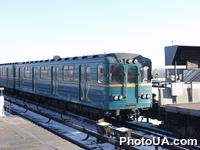 Поезд метро