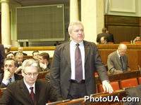 Верховная Рада Украины. Зал пленарных заседаний. На фото: народный депутат Украины В.Асадчев