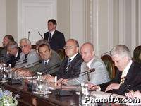 Председатель Верховного Совета Украины Владимир Литвин и Заместитель Председателя Верховной Рады Украины Александр Зинченко на встрече во время официального визита Президента Турецкой Республики Ахмета Недждета Сезера. Киев