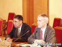 В Украину с официальным визитом прибыл второй заместитель Государственного секретаря США Стивен Пайфер. На фото: второй заместитель Госсекретаря США С.Пайфер и Посол США в Украине Дж.Хербст на встрече с премьер-министром Украины В.Януковичем