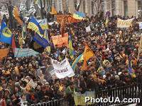 Сторонники В.Ющенко возле ВР Украины
