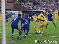 Матч отборочного турнира Чемпионата Европи 2006 по футболу в Киеве между сборными командами Украины и Казахстана