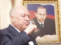 Чрезвычайный и Полномочный Посол России в Украине Виктор Черномырдин