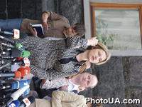 Подход к прессе возле секретариата Президента  пресс-секретаря Президента Украины Ирины Геращенко