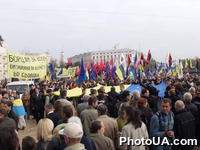 В рамках празднования 64-й годовщины Украинской повстанческой армии в Киеве прошли акции с требованием признания ОУН-УПА и чествование ветеранов УПА