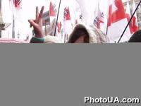Митинг БЮТ под зданием Киевского городского совета перед началом очередной сессии против повышения мэром Киева Леонидом Черновецким тарифов на жилищно-коммунальные услуги