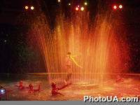 В Киеве с 26 января 2007 г. стартует уникальное шоу "Водная феерия" Московского "Цирка на воде" под руководством Андрея и Яны Шевченко