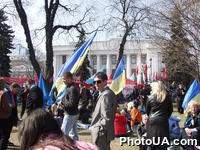 Cторонники правящей коалиции национального единства протестуют против возможного роспуска Верховной Рады Украины