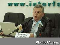 Генеральный директор компании "ФОМ-Украина" А.Бухалов представил результаты всеукраинского экспресс-опроса общественного мнения