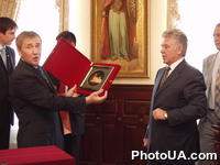 Встреча  мэра Киева Л.Черновецкого с губернатором Саратовской области (Российская Федерация) П.Ипатовым
