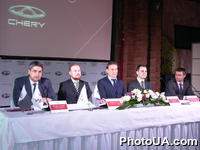 Официальный дистрибьютор автомобилей Chery в Украине, компания "Си Эй Автомотив", которая входит в состав Украинской Автомобильной Корпорации сообщила о старте продаж компактного кроссовера Chery Tiggo 5