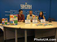 Антин Мухарский и Украинский культурный фронт представили иллюстрированный альманах "Национальная идея современной Украины"