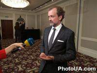 ГОСУДАРСТВЕННЫЕ ИНФРАСТРУКТУРНЫЕ МОНОПОЛИИ: ОСТАВИТЬ НЕЛЬЗЯ ПРИВАТИЗИРОВАТЬ - ГДЕ ПОСТАВИТЬ ЗАПЯТУЮ" 