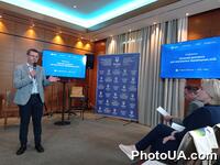 "Грошова допомога для внутрішньо переміщених осіб"  Конференція 